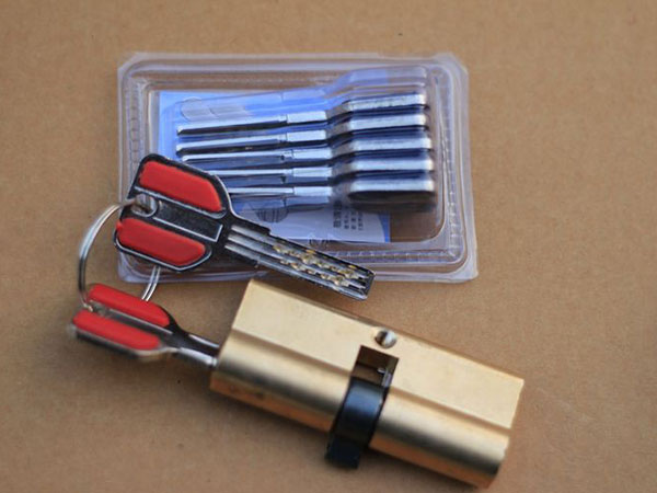 雨山24小时上门开锁公司